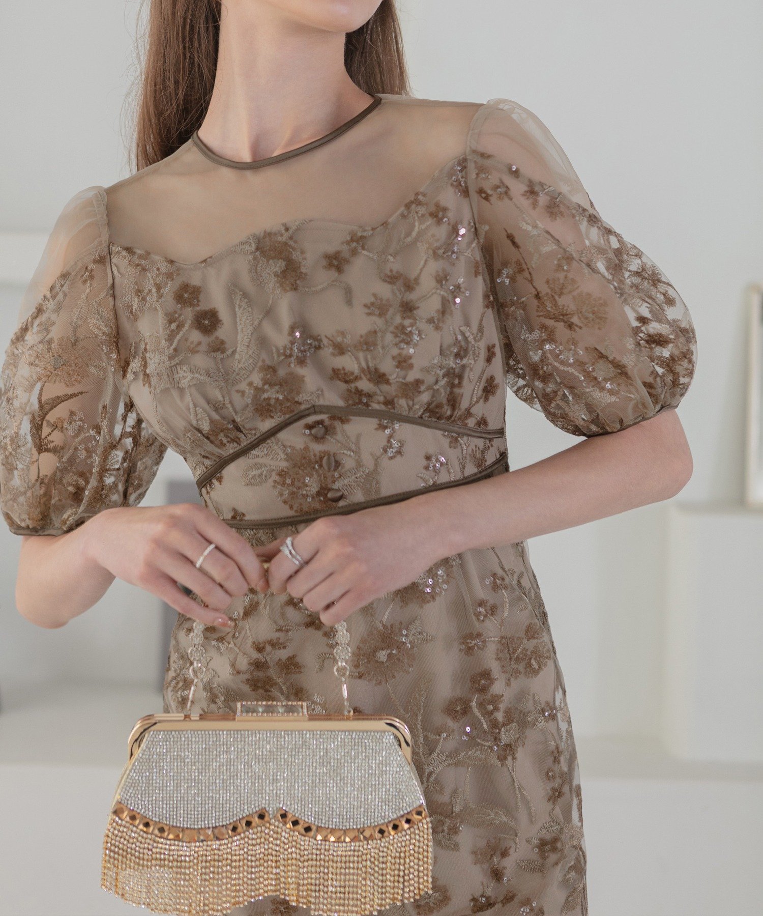 Leja｜LEJA-フラワーディテールパフスリーブIラインワンピースドレス