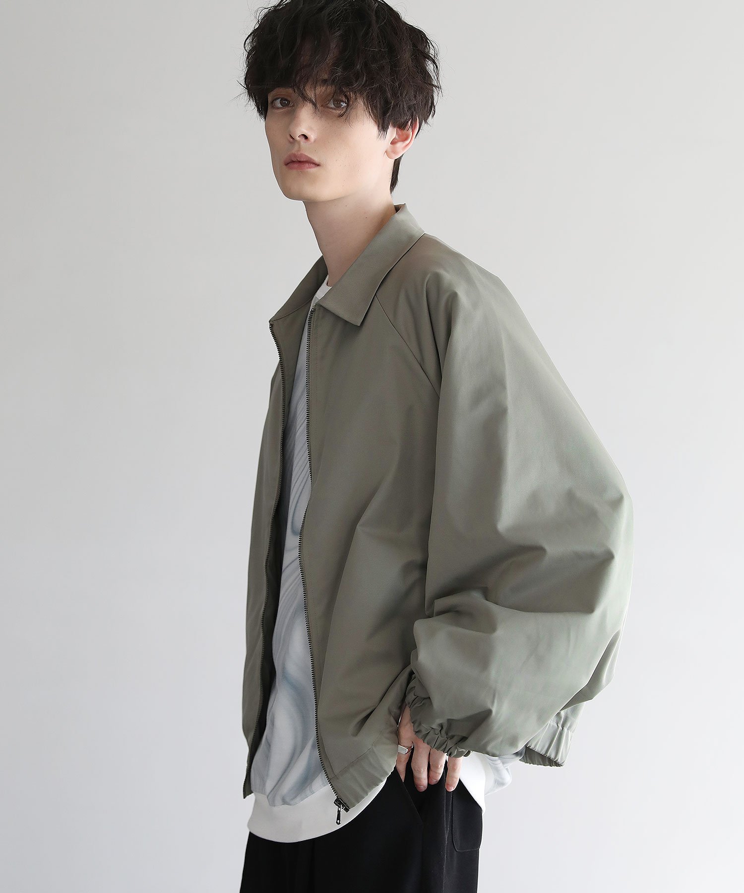 THE CASUAL｜ドルマンスリーブオーバーサイズショートブルゾン