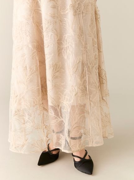 LILY BROWN｜チュールエンブロイダリードレス | Rakuten Fashion(楽天