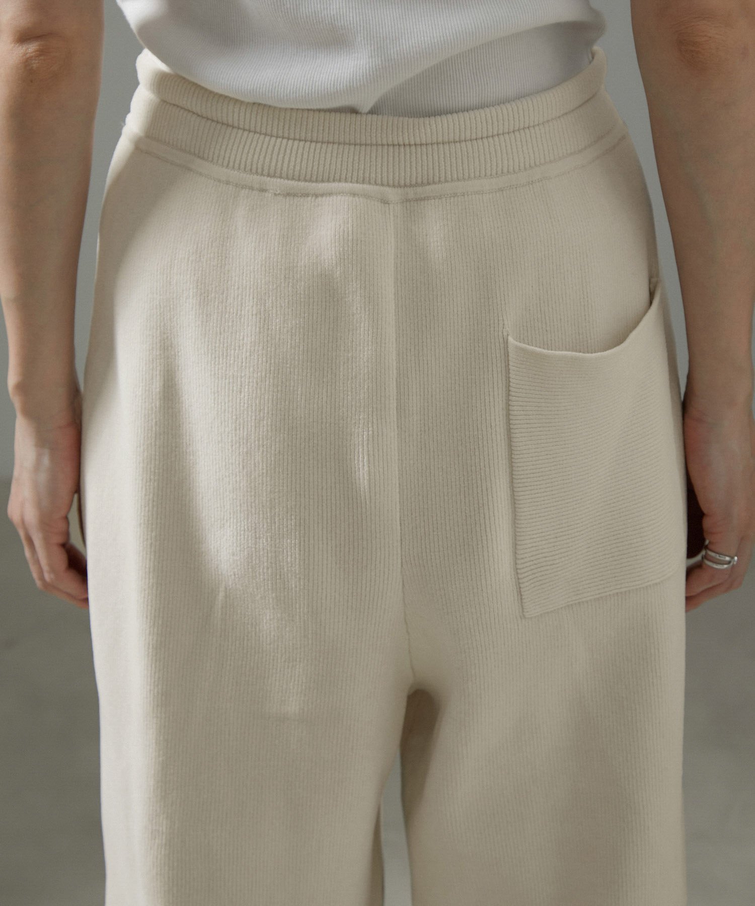 サロンアダムエロペ☆エンブロイダリースウェットパンツ☆タンクトップ