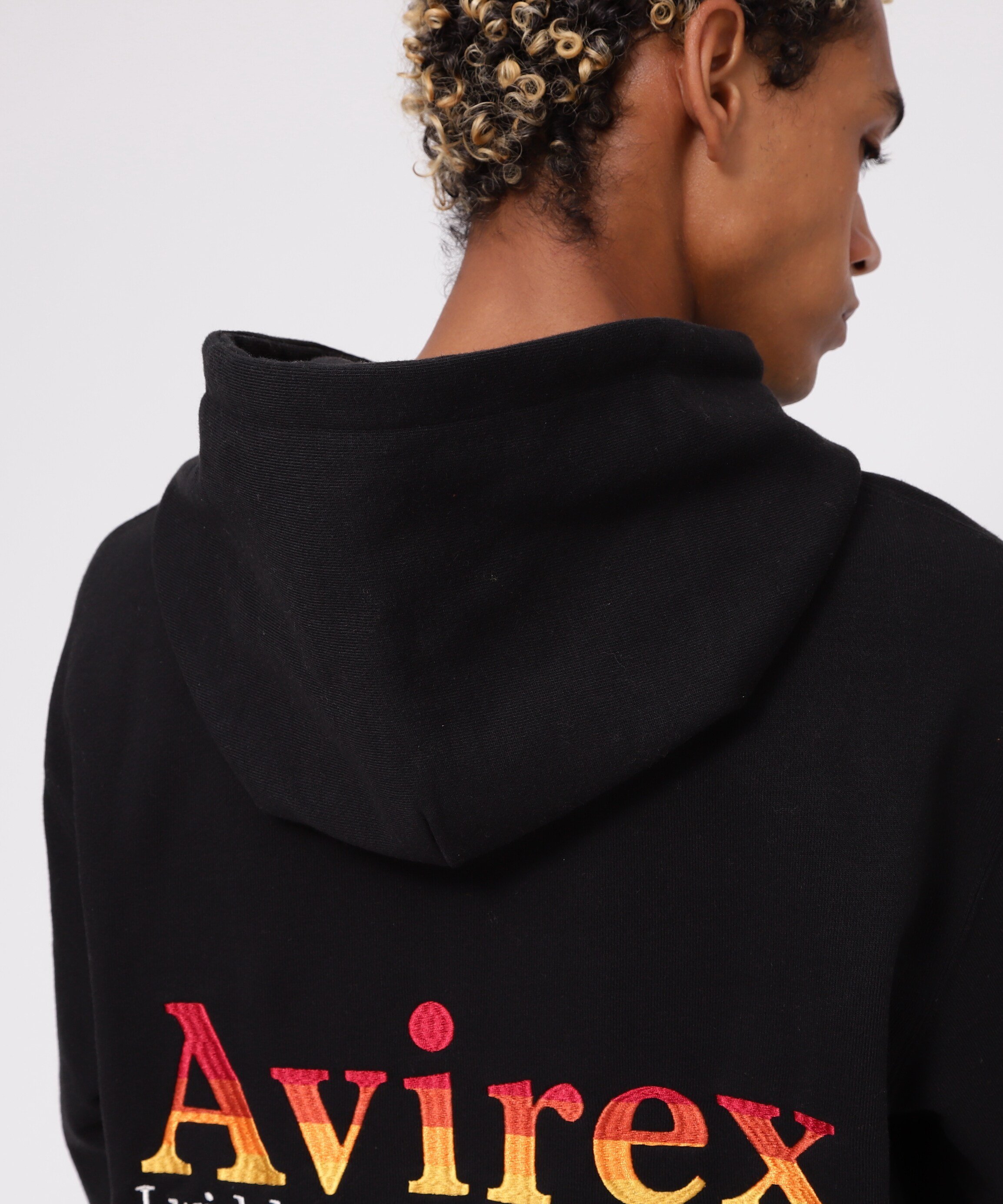 AVIREX｜《WEB&DEPOT限定》EMB LOGO & WISHES PULLOVER HOODIE