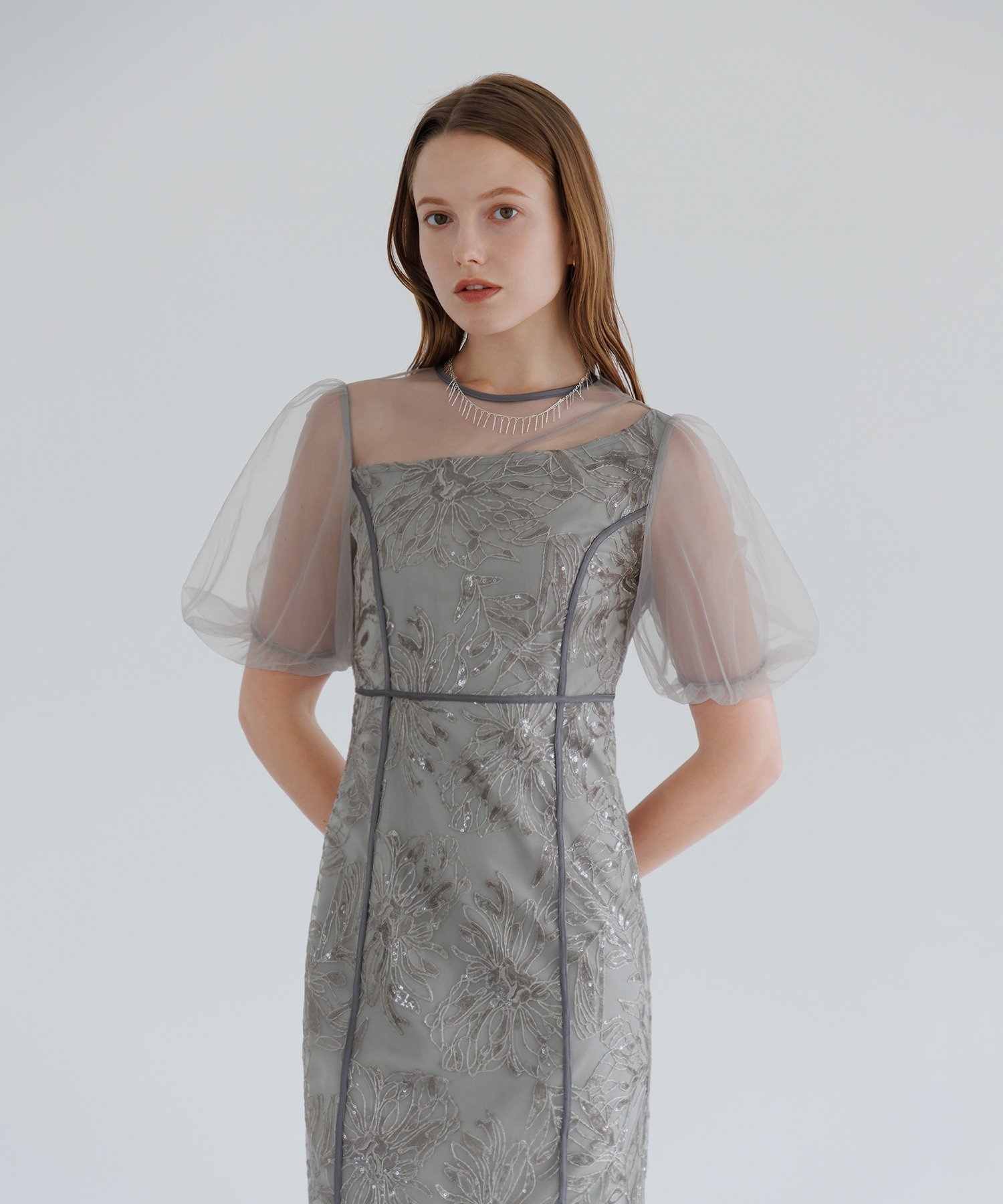 Leja｜LEJA-アシンメトリーシアー花柄ワンピースドレス 結婚式