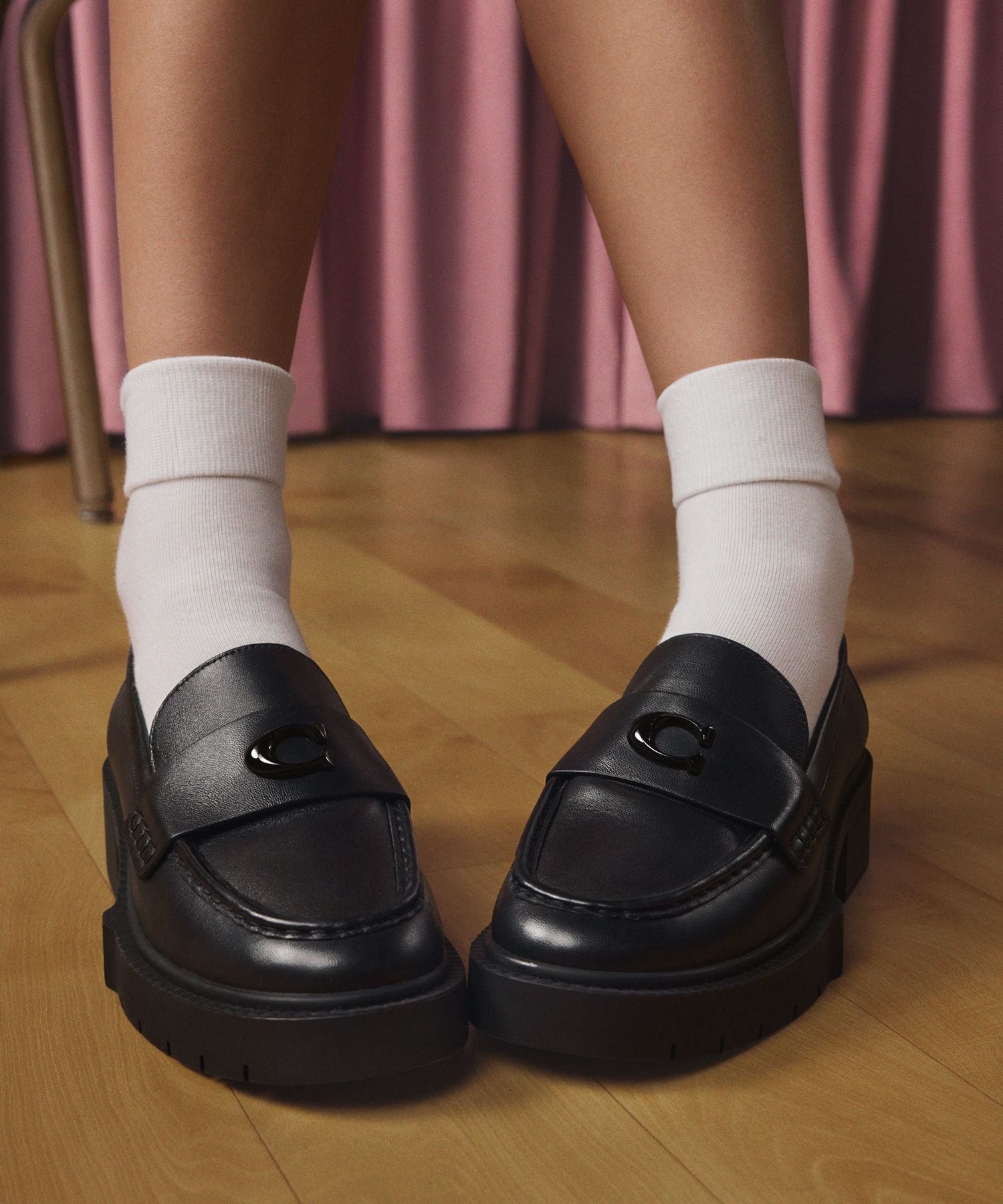 コーチ ローファー」の人気商品一覧 | 安い商品を通販サイトから探す