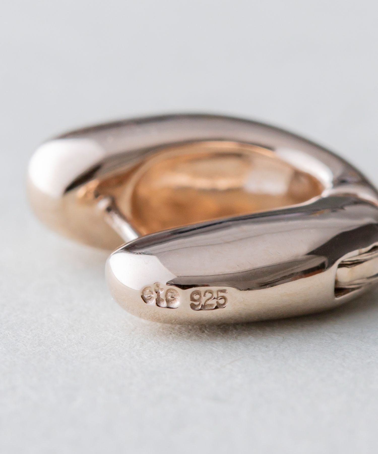 ete｜ロウ ハグピアス | Rakuten Fashion(楽天ファッション／旧楽天