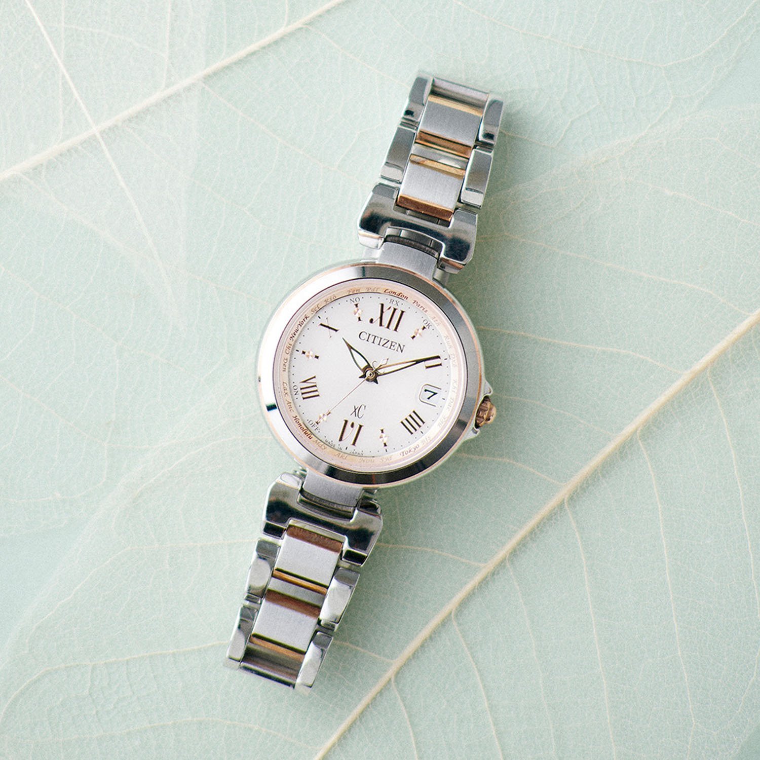 CITIZEN｜シチズン クロスシー 電波時計 CITIZEN xC EC1034-59W