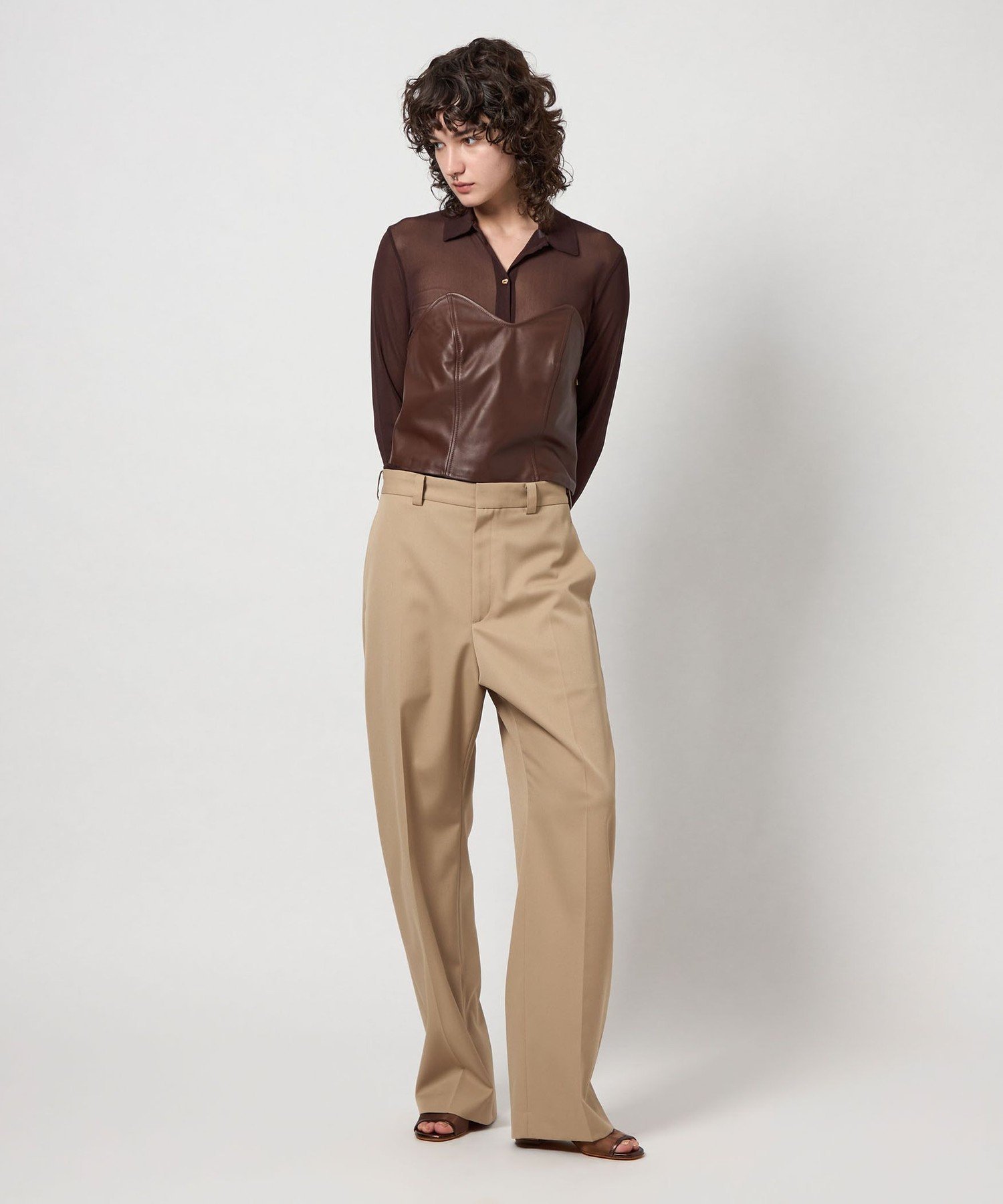 ＜6(ROKU)＞コットン チノ パンツ ブラック 8600025S0068_m1_a001.jpg