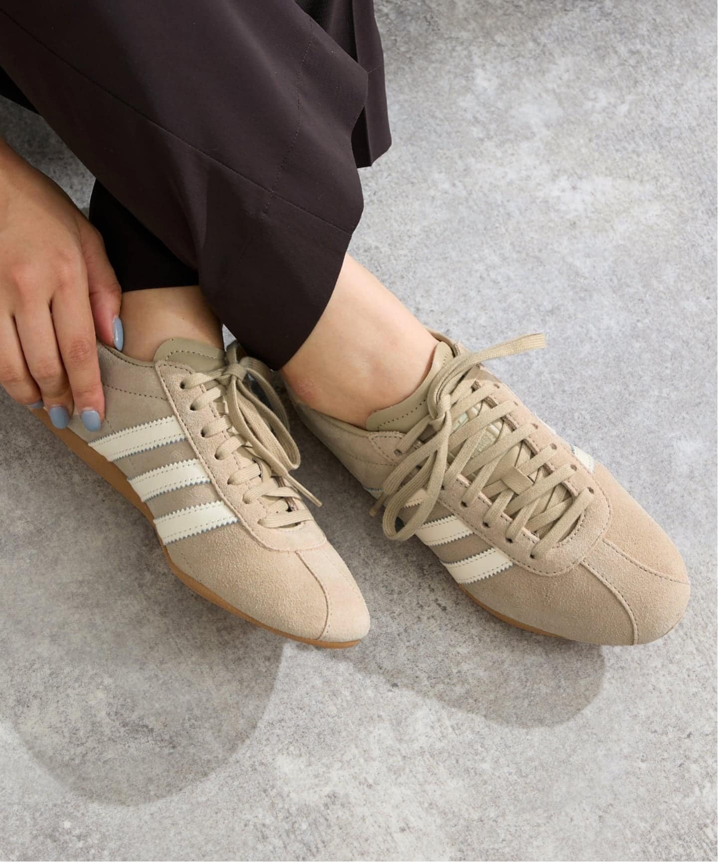 楽天市場】アディダス（カラーベージュ）（スニーカー｜レディース靴