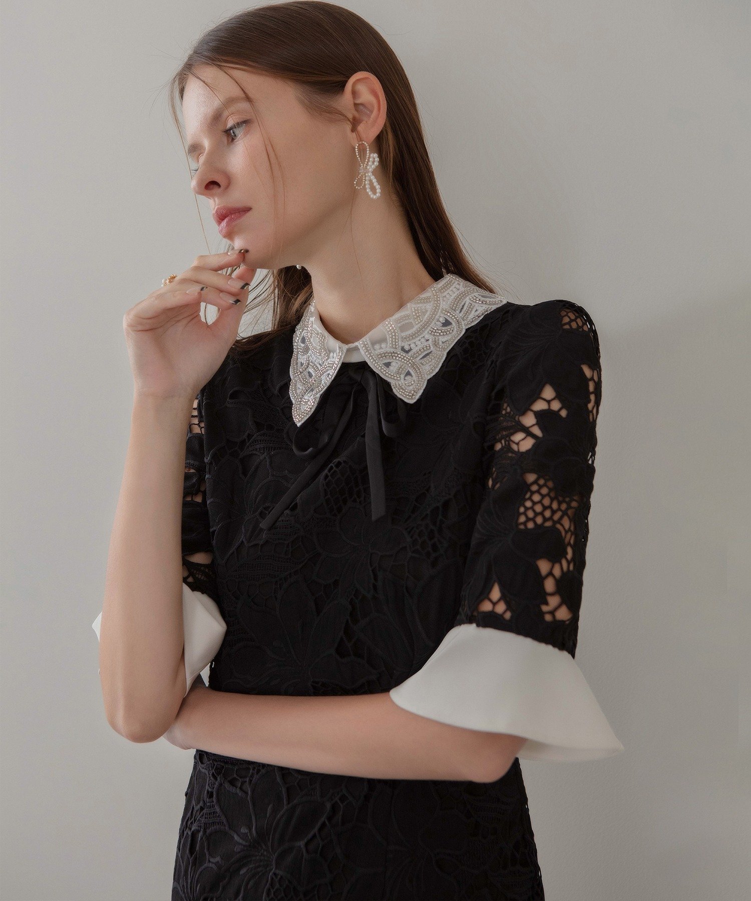 Leja｜Leja-パールカラーボウタイフラワーレースフィッシュテール