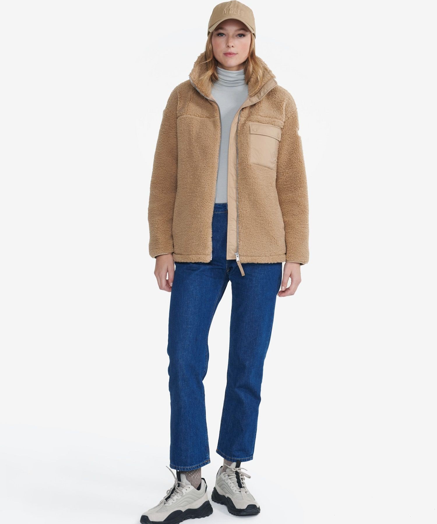 AIGLE｜スタンドカラー ジップアップ シェルパフリースジャケット