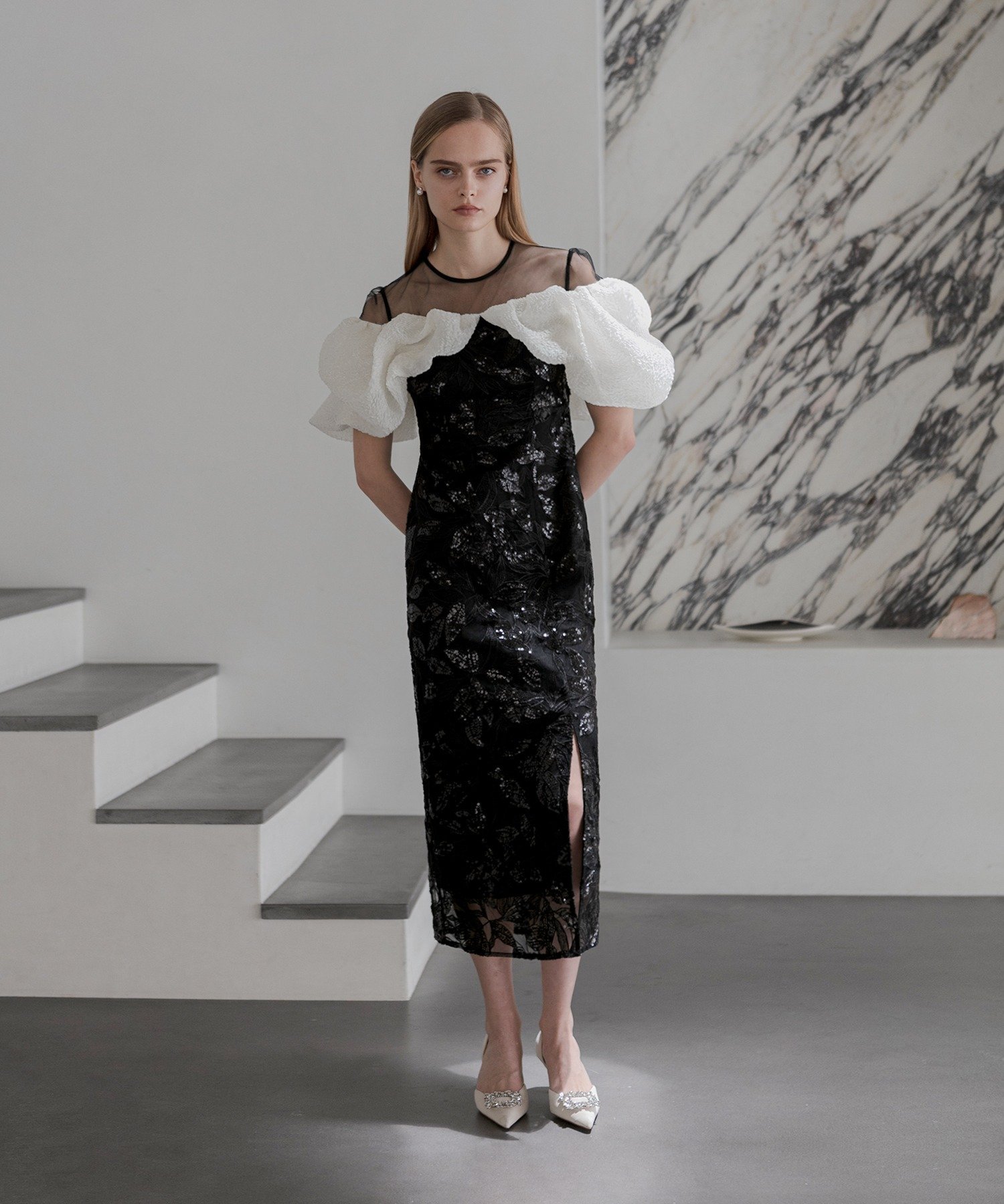 Leja｜LEJA/配色アシンメトリービッグカラーベロアマーメイド