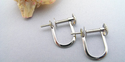 楽天市場】【パーツ】K14WG製 ねじ式直結イヤリング金具 1ペア(2個