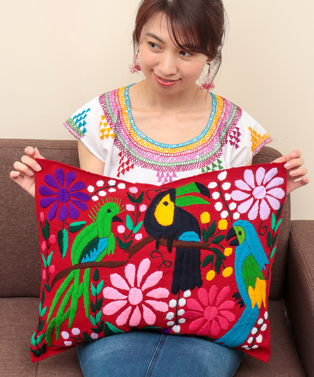 楽天市場】クッションカバー インテリア 生活雑貨 刺繍 刺しゅう 動物