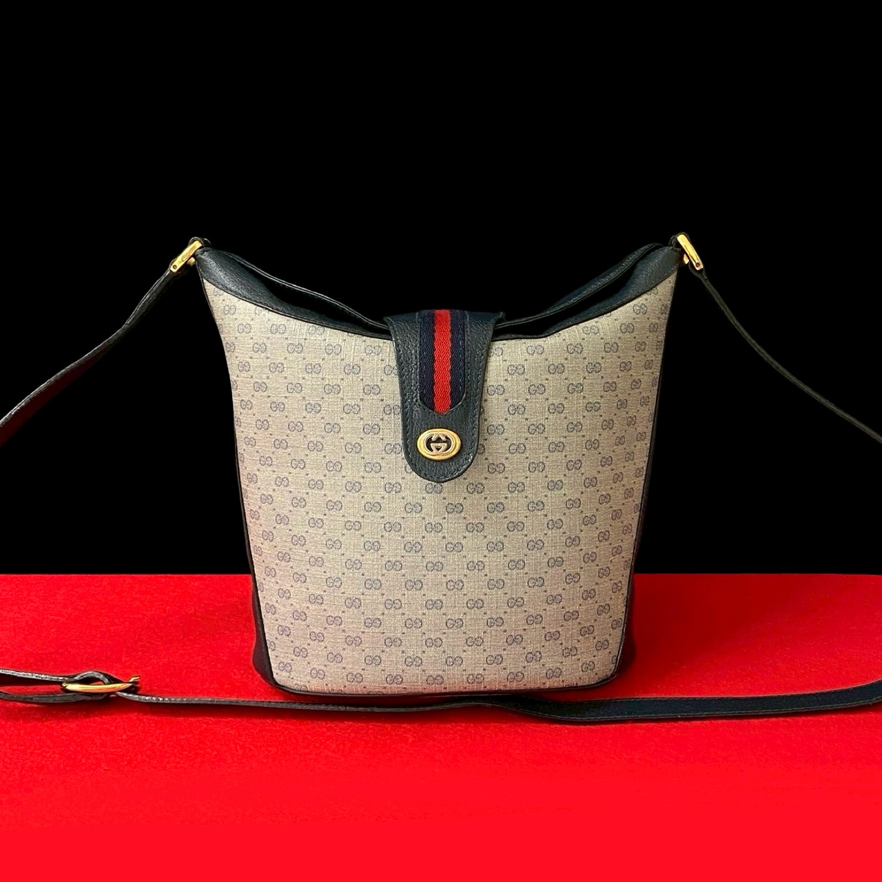 グッチ(GUCCI) オールドグッチ(OLD GUCCI) 中古 ショルダーバッグ