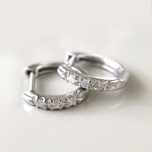 楽天市場】K10ホワイトゴールドダイヤモンドピアス フープピアス 中