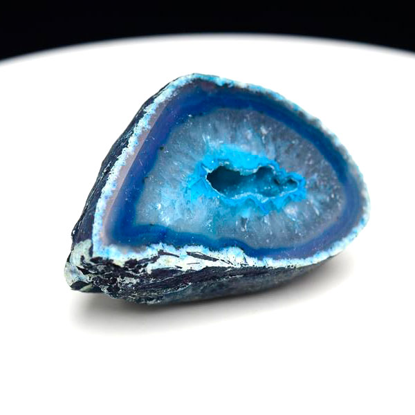 楽天市場】アゲート カラー ジオード 晶洞◇約89.4g◇ カラーアゲート