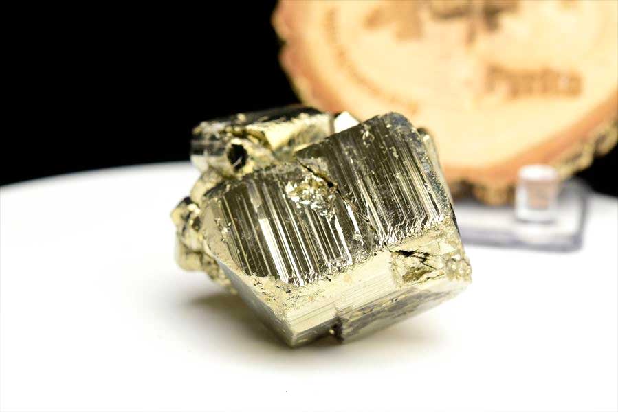 楽天市場】◇CUBO Racracancha◇パイライト 黄鉄鉱 クラスター 原石