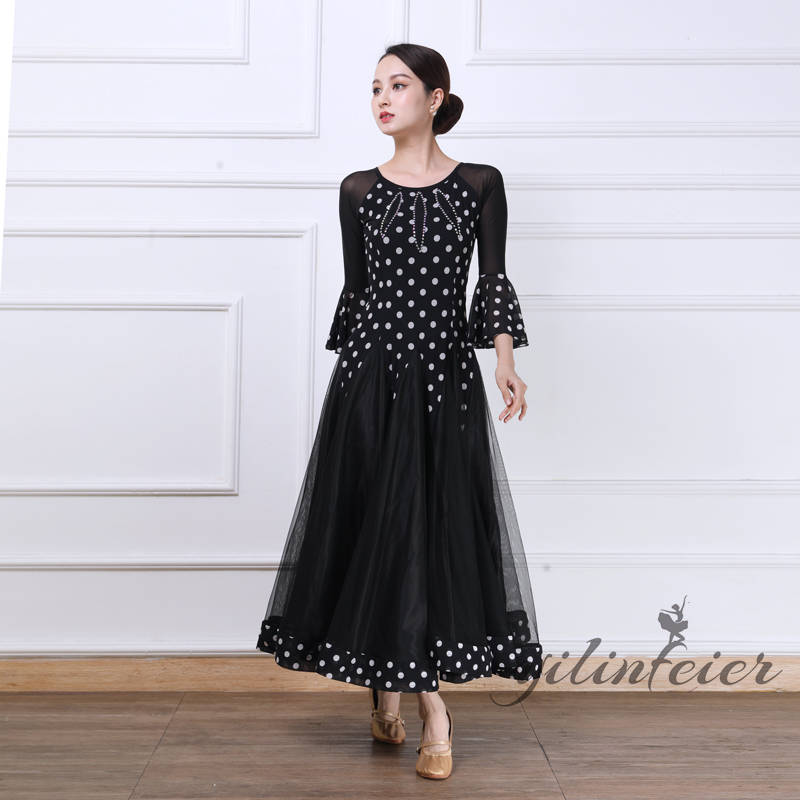 楽天市場】社交ダンスドレス 水玉柄 フリル袖 七分丈袖 フラメンコ
