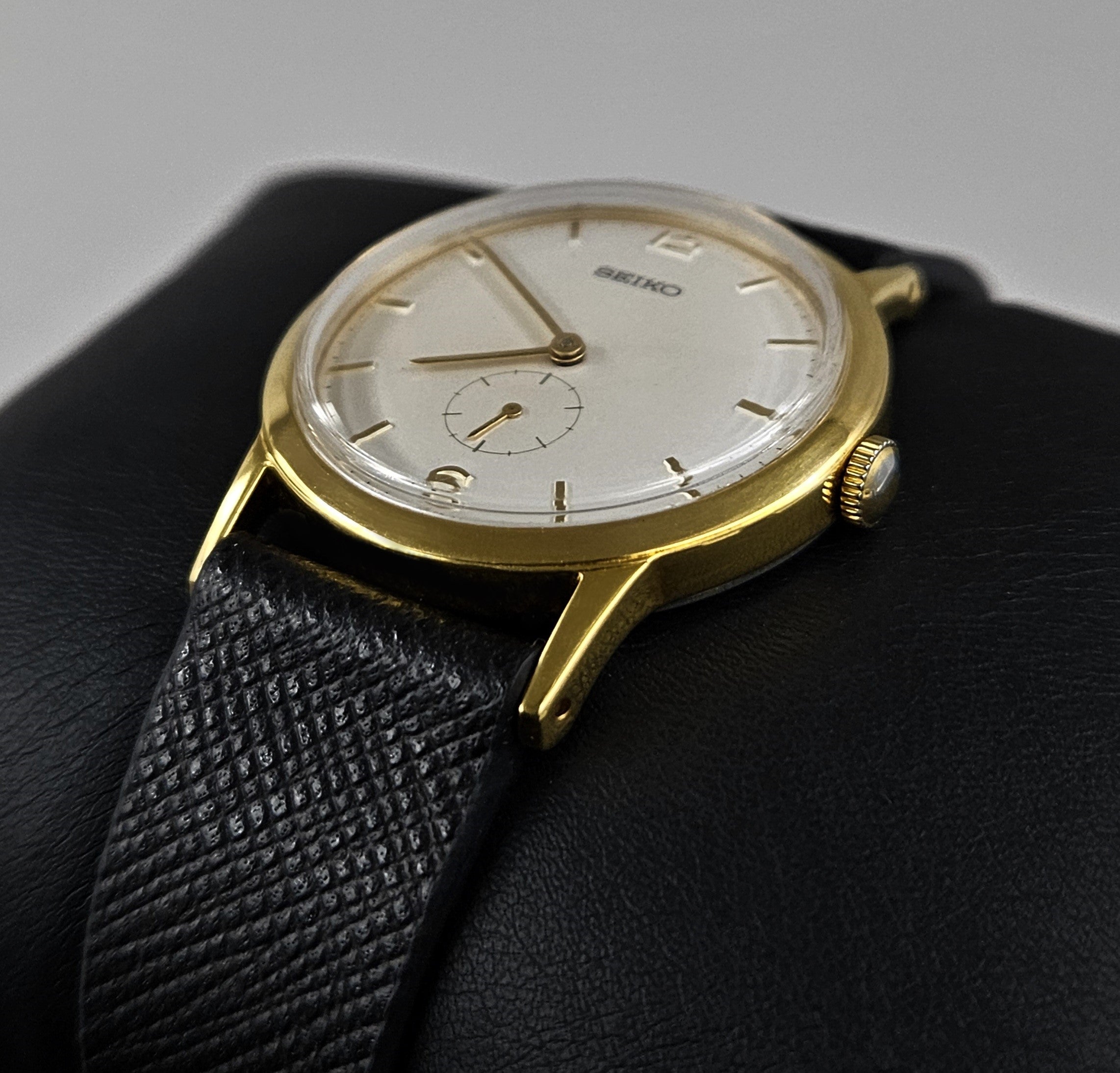 Seiko Swiss 5328-0010 – Turgay's Watches