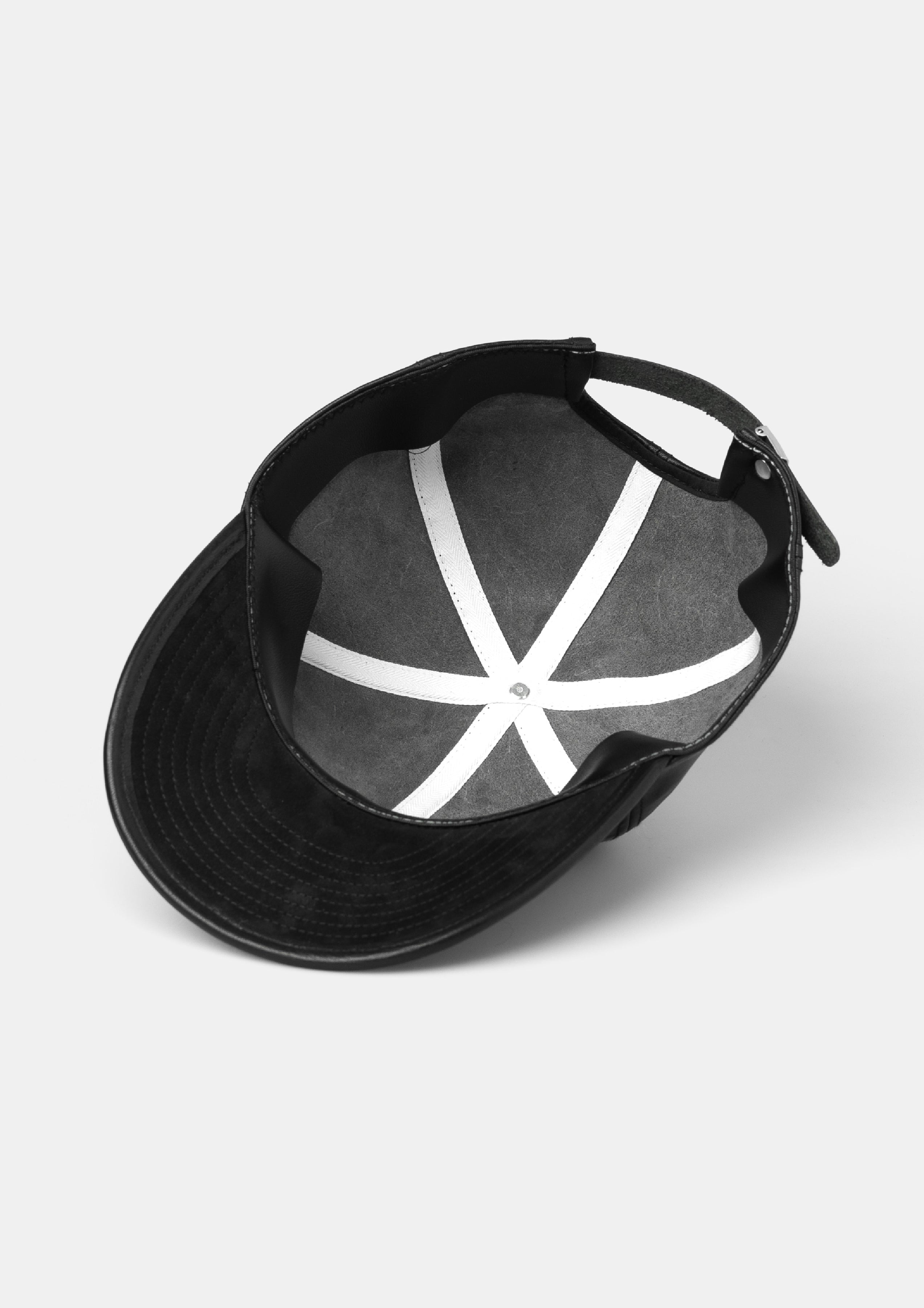 UNNAMED HEADWEAR [LEATHER CAP] 皮帽，栃木真皮，帽子