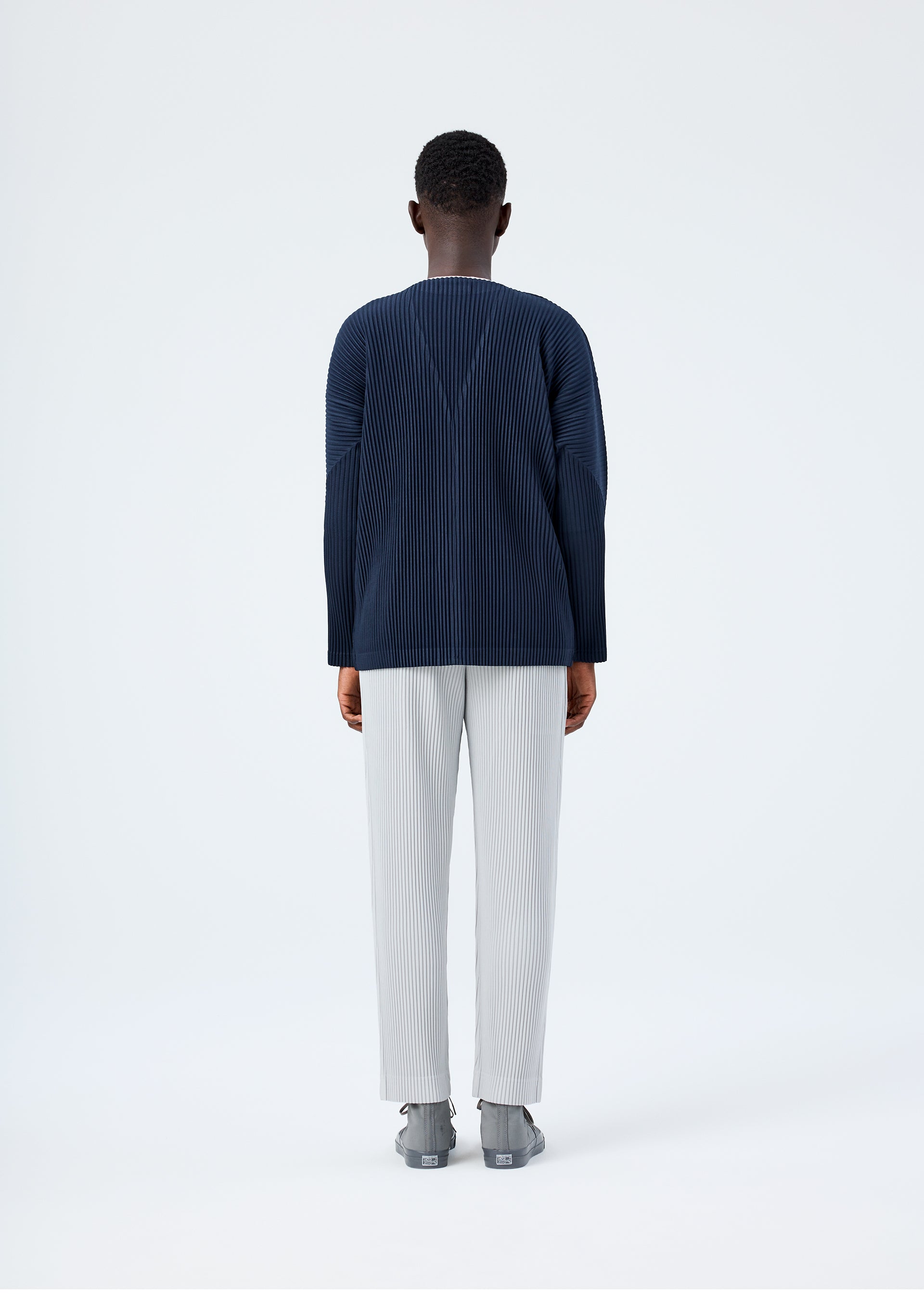 BASICS – ISSEY MIYAKE ONLINE STORE
