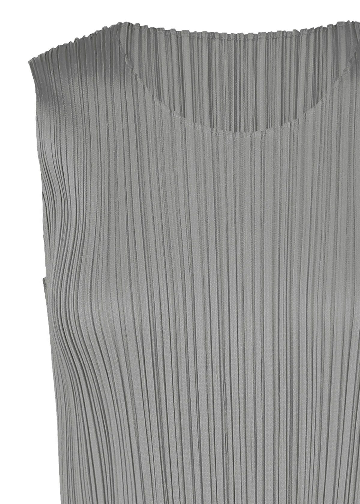 BASICS – ISSEY MIYAKE ONLINE STORE