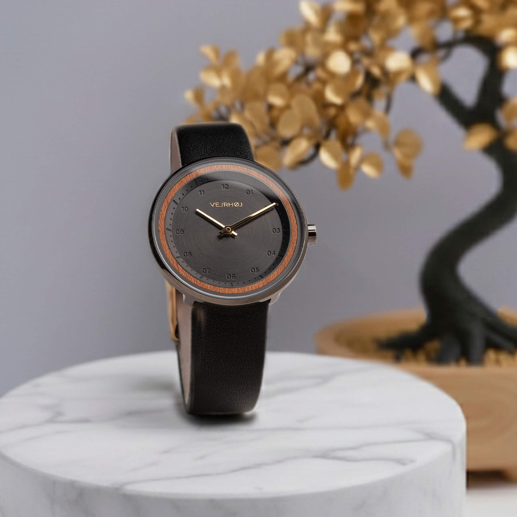 Petite | BLACK & GOLD – VEJRHØJ Japan