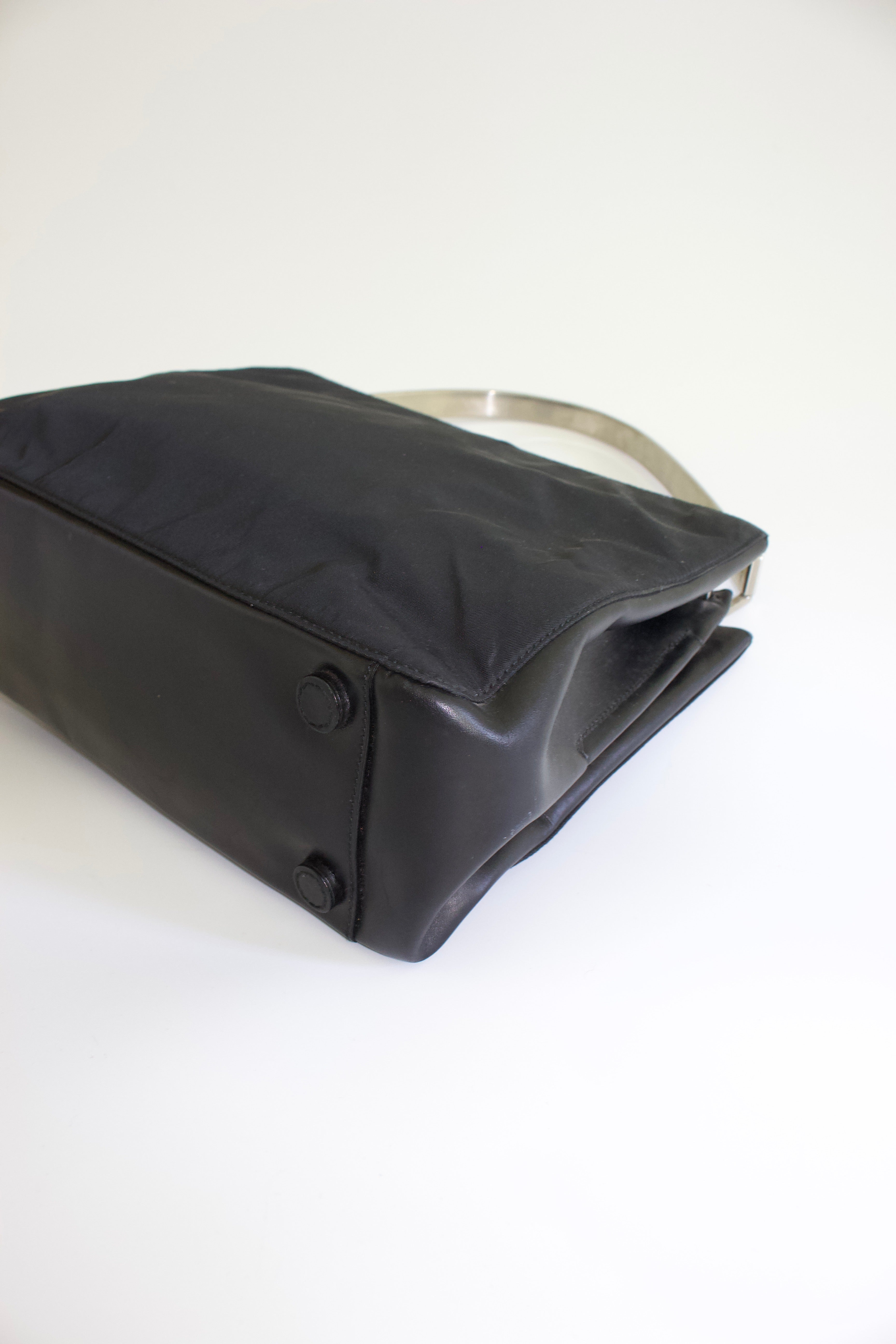 Prada FW 1998 black nylon shoulder bag with metal handle – Velvet