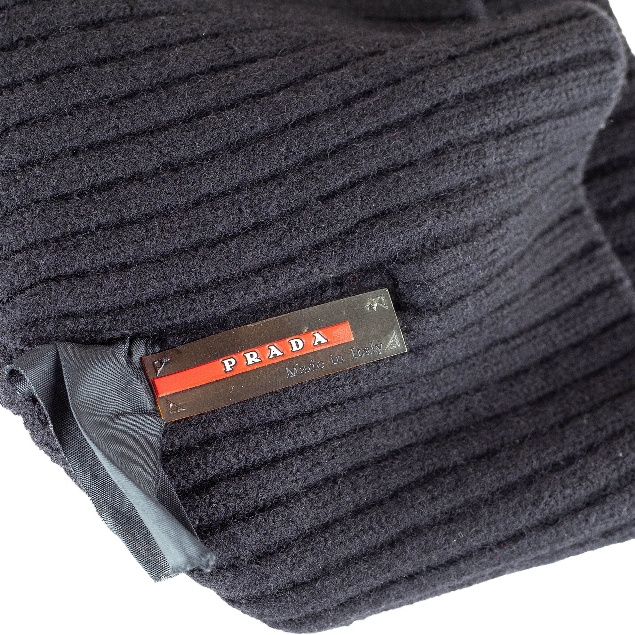 Prada Sport Black Vintage Knit Beanie – VOODOO WAREHOUSE