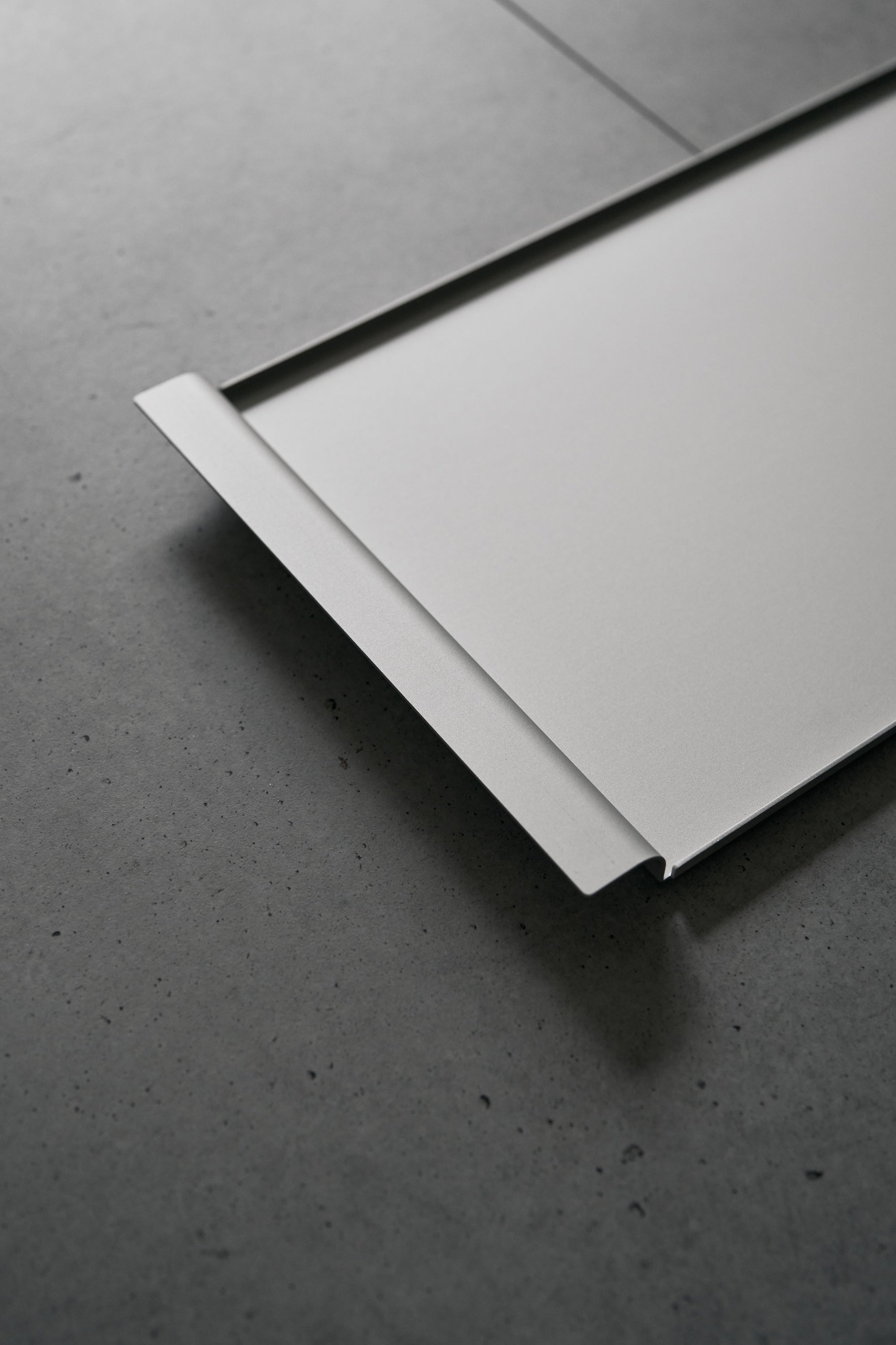 Wanderout / Wide Tray Al - Silver – wanderout