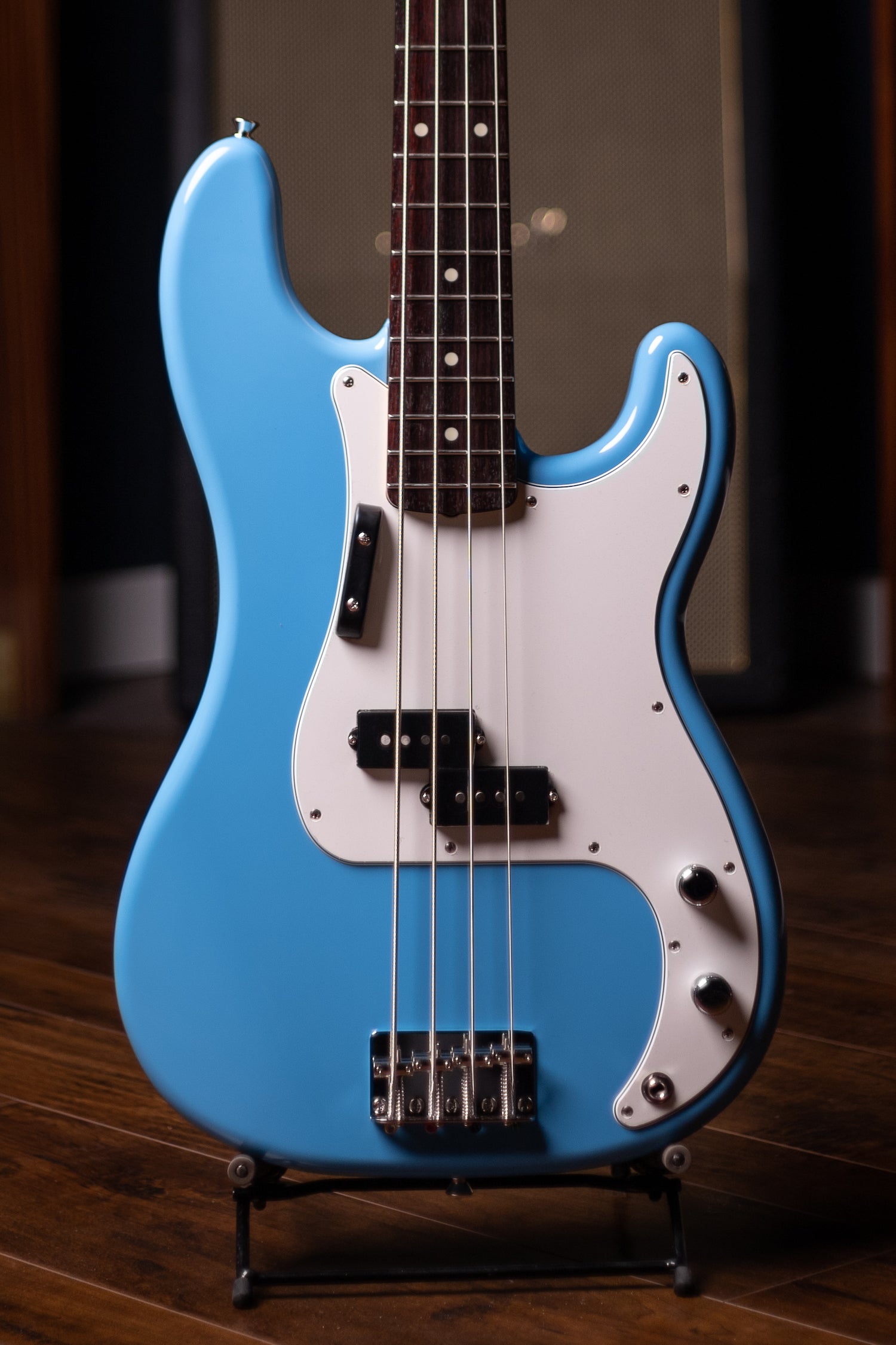 Fender Made in Japan Limited International Color Precision Bass