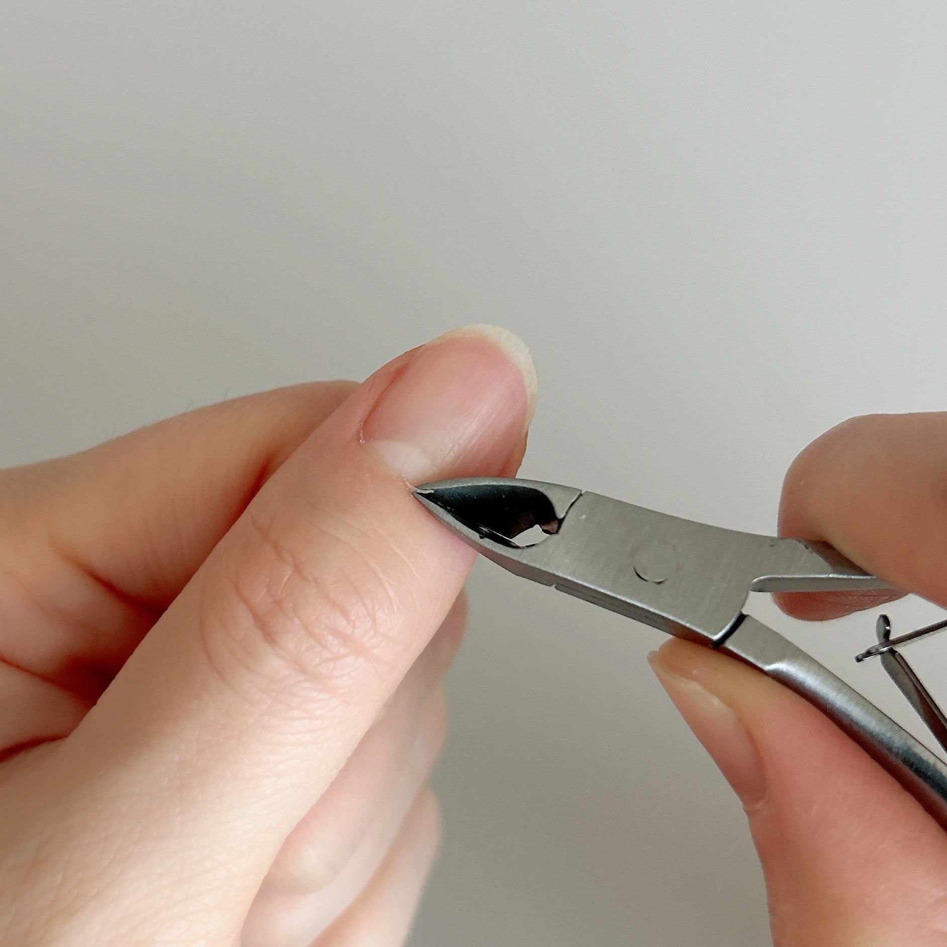 ネイルニッパー 甘皮処理 キューティクルニッパー ネイルケア 359498