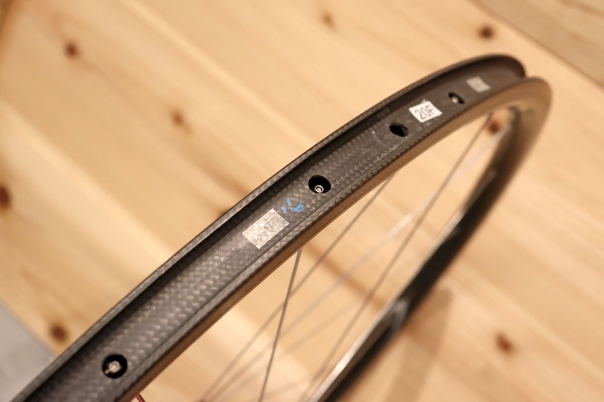 決算SALE ゴキソ GOKISO クライマーハブ カーボン クリンチャー