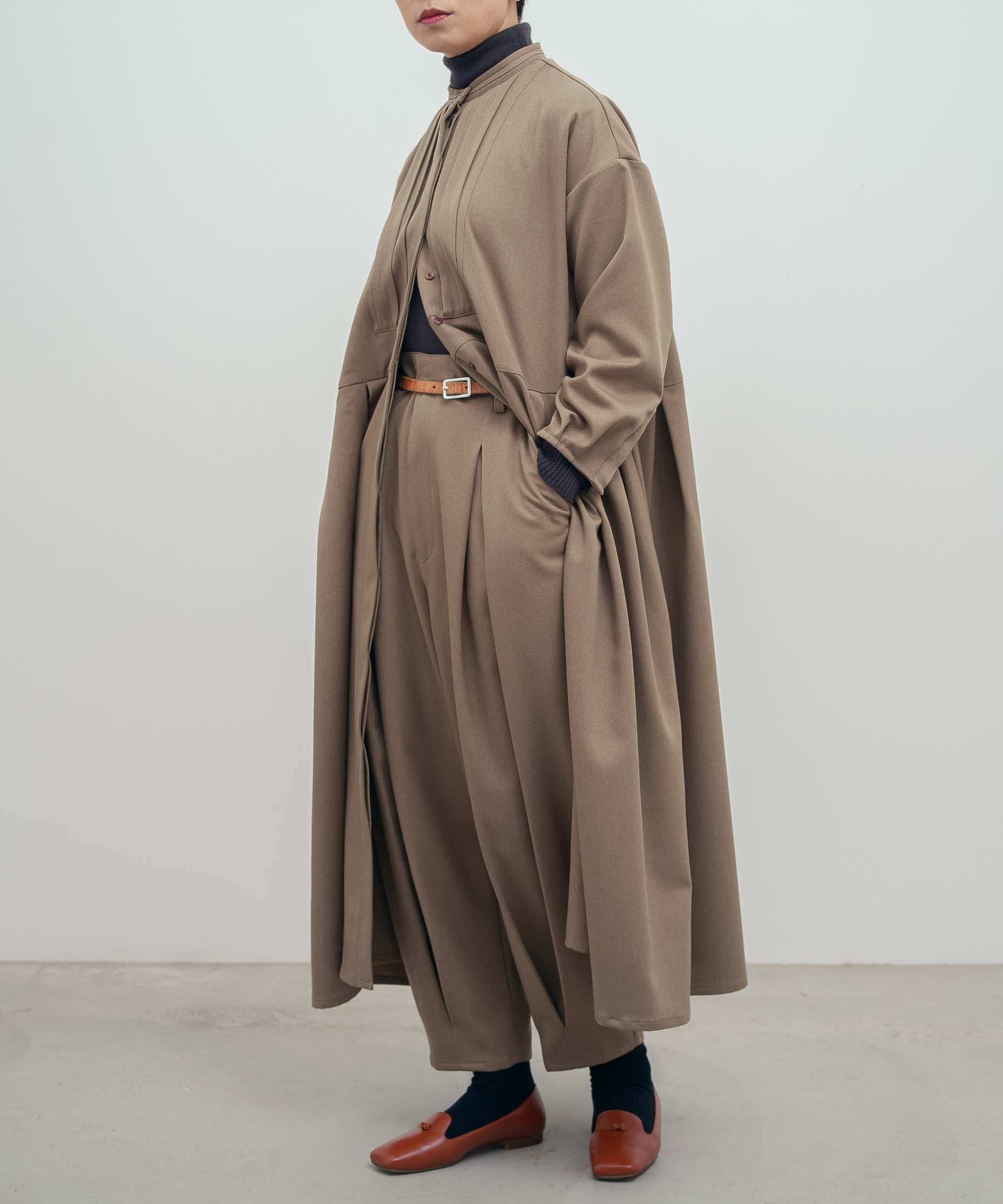 2WAY〉〈シワになりにくい機能素材〉〈サステナブル素材〉〈ウール