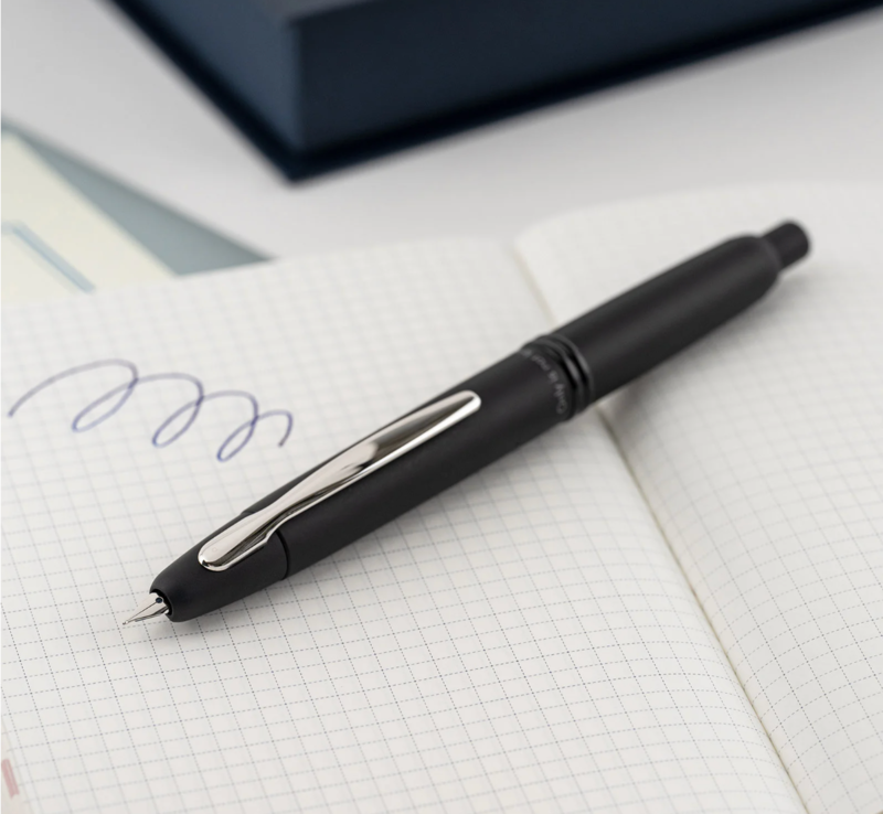 新生活をはじめる人への贈りものに「ほぼ日のキャップレス万年筆