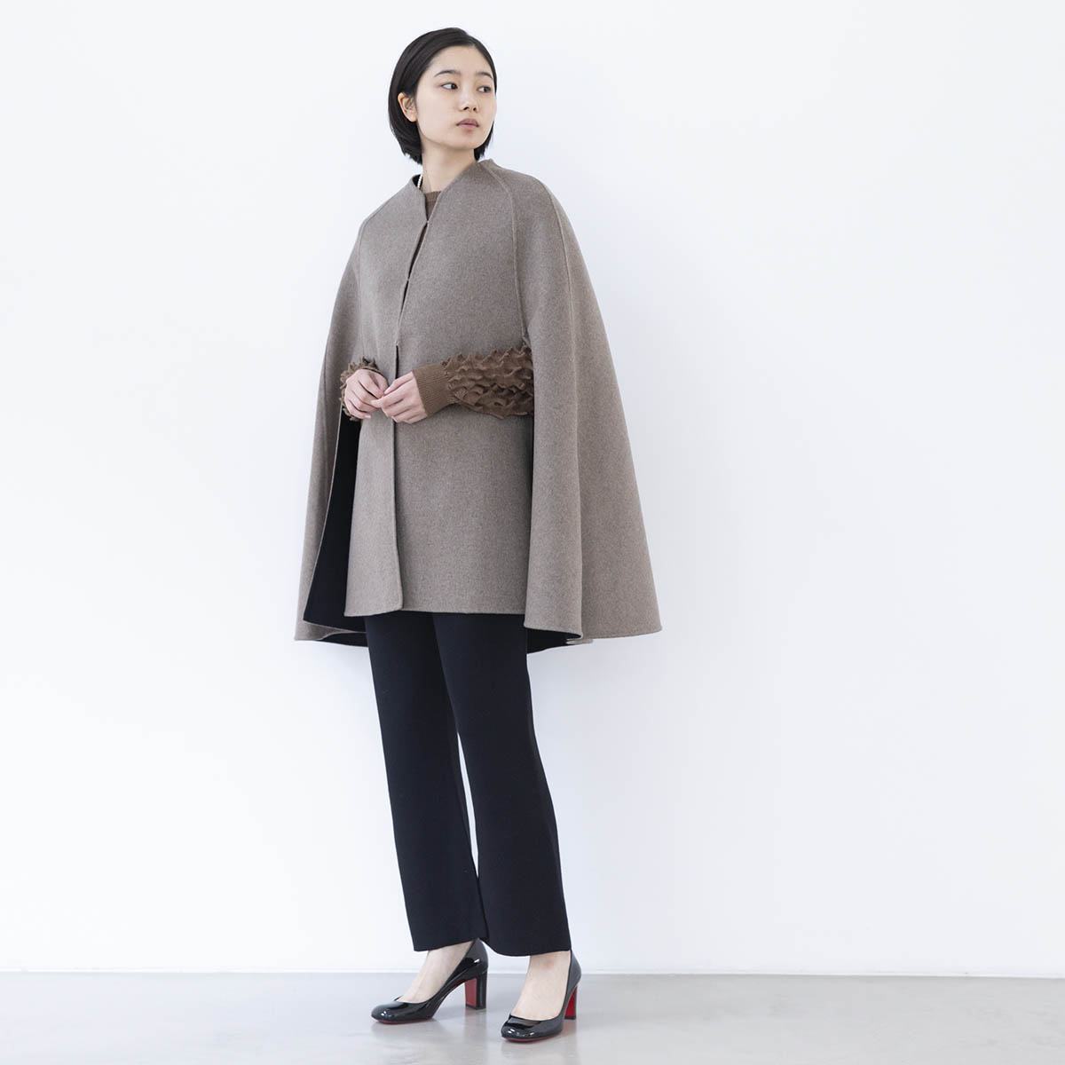 カシミヤリバーシブル ケープ - HARRISS GRACE - weeksdays