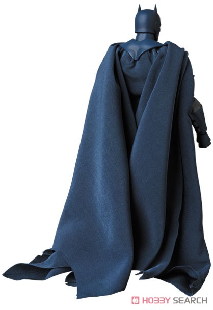 MAFEX No.105 BATMAN(バットマン) `HUSH` (完成品) - ホビーサーチ