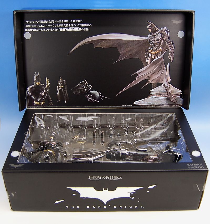 MOVIE REALIZATION BATMAN & BAT-POD (完成品) - ホビーサーチ