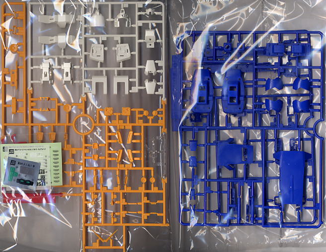 RX-78-4 ガンダム4号機 (MG) (ガンプラ) - ホビーサーチ ガンプラ他