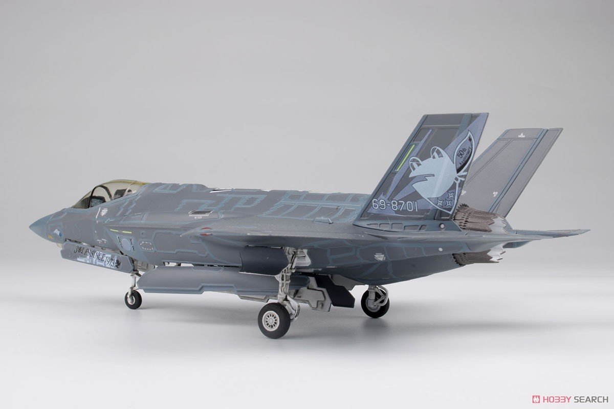航空自衛隊F-35A ライトニングII 第301飛行隊 50周年記念特別塗装機