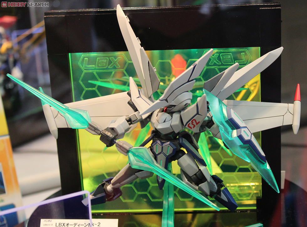 ダンボール戦機 LBXアキレスD9 & オーディーンMk-2 セット ダンボール