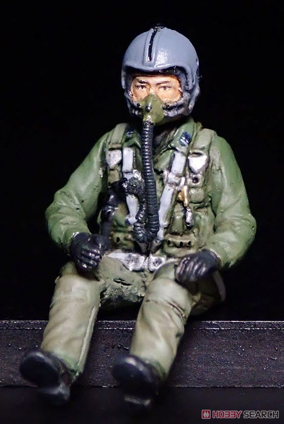 航空自衛隊 支援戦闘機 F-1 パイロットフィギュア付き (プラモデル