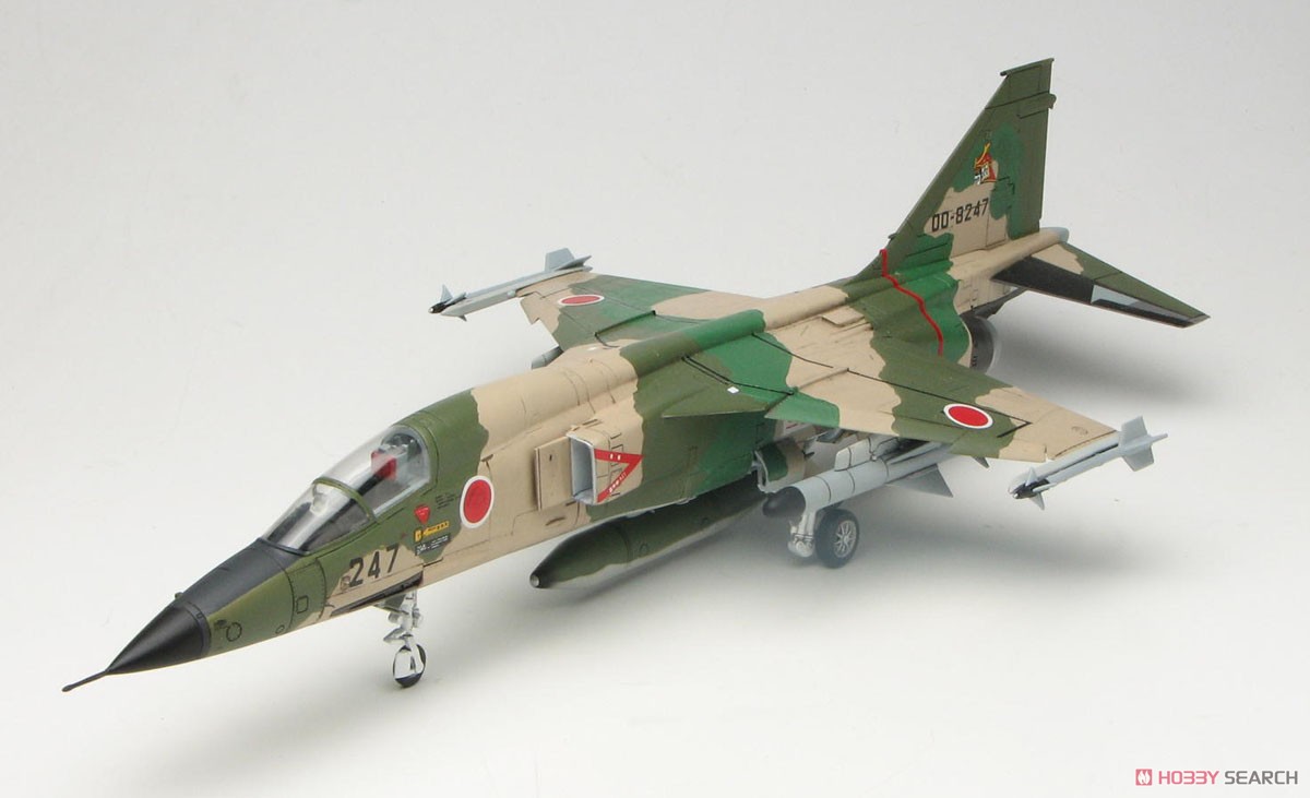 航空自衛隊 支援戦闘機 F-1 パイロットフィギュア付き (プラモデル