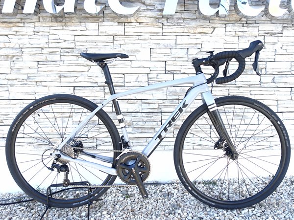 最高に遊べる新型グラベルロードバイク、TREK（トレック）CheckPoint