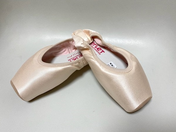 トウシューズ【メルレ】メルレのトウシューズ⇒ベル（初心者向け