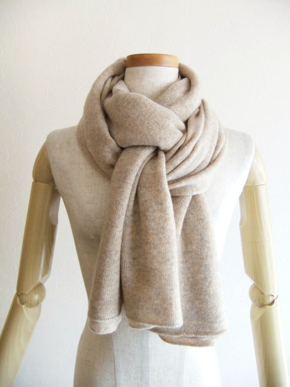 Johnstons - カシミヤ ニット ストール HAM00162 (ベージュ) | 4.444glad