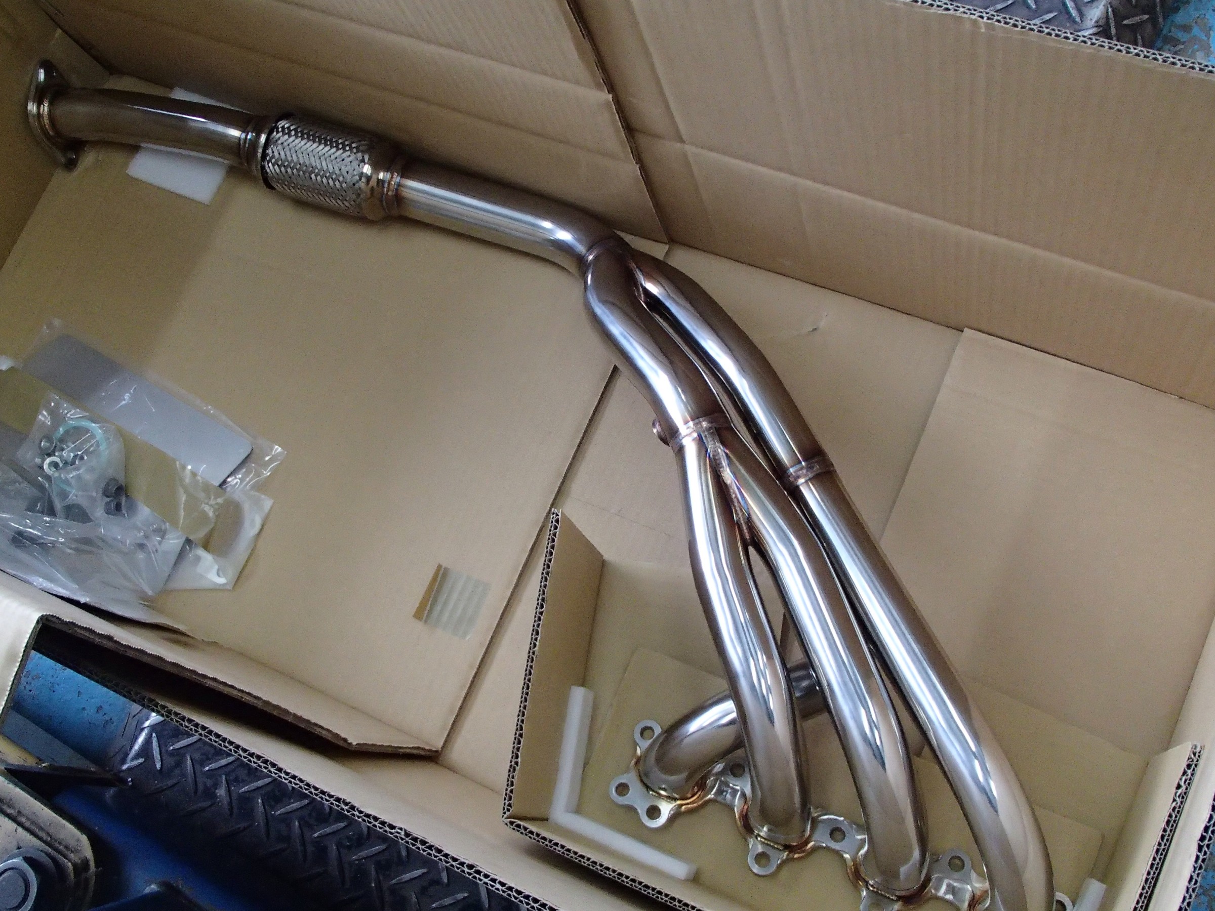 ユーノスロードスター NA6CE マキシムワークス エキマニ交換 | マツダ