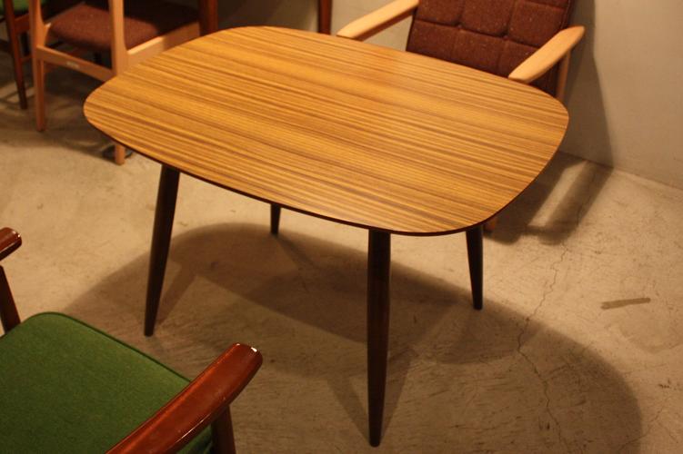 カリモク60 Dテーブル（ウォールナット） | collect