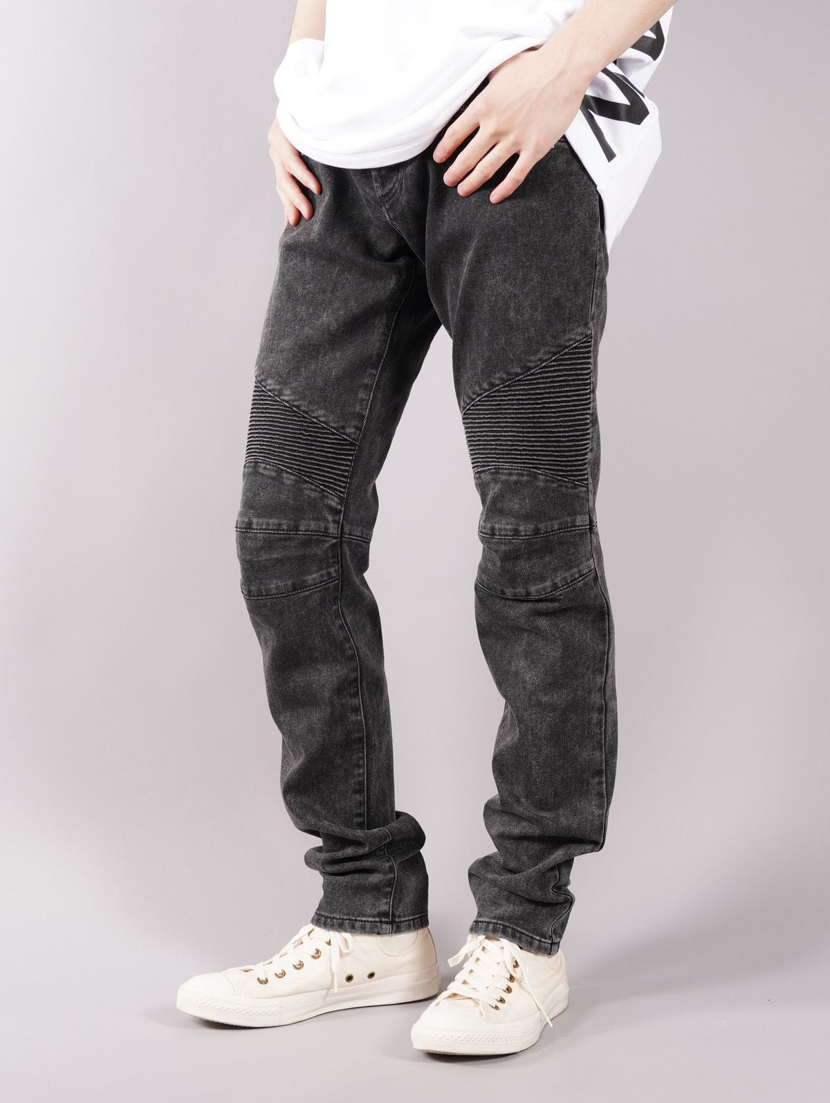 BALMAIN - 【ラスト1点】BH1 BIKER TAPERED BLACK DENIM / バイカー