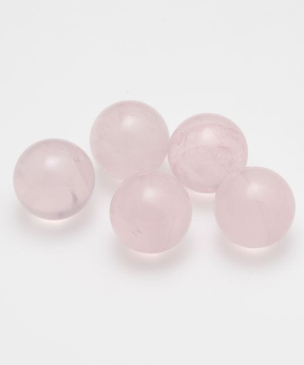 マダガスカル ローズクォーツ 丸玉12mm(MADACASCAR ROSE QUARTZ): 『岩
