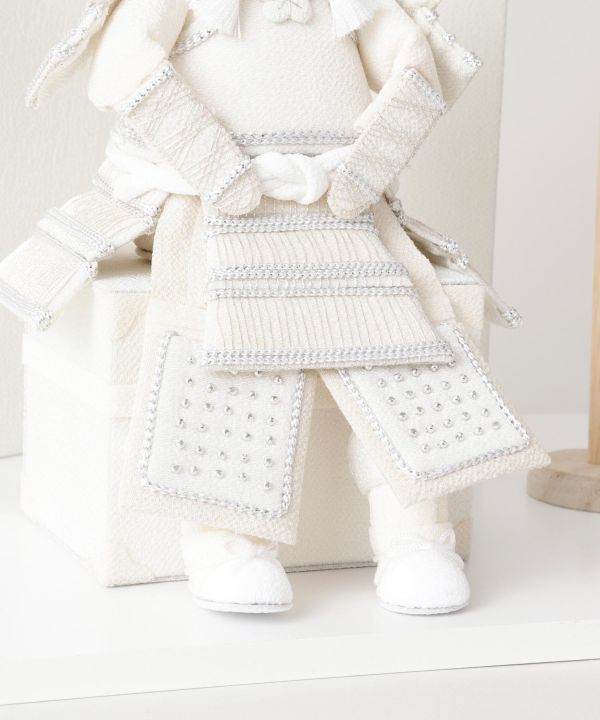 五月人形】鎧飾り／凛(白粋): 『岩座(いわくら)』公式通販